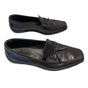 Tod’s Driving Loafers Shoes in Leather